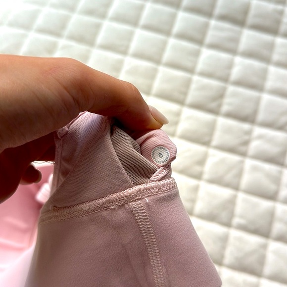 Strawberry Milkshake Lululemon Bra! - Picture 3 of 3